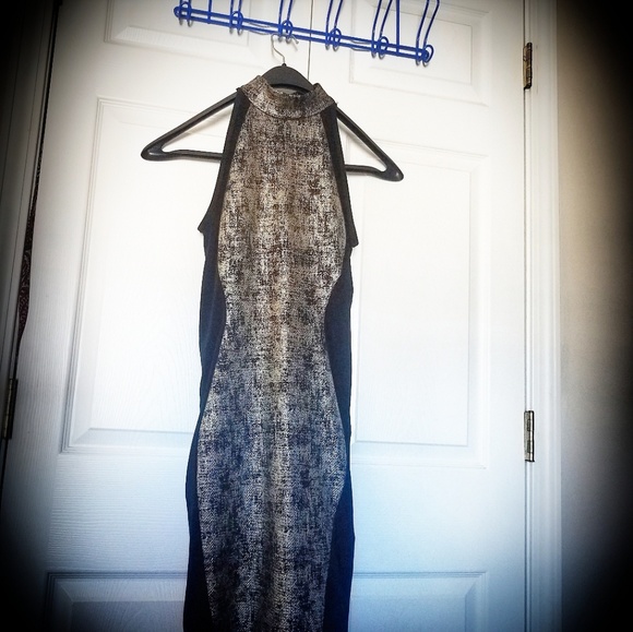 Fashion Dress - Picture 4 of 6